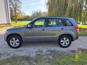 Suzuki Grand Vitara 2.0 benzin 4x4 - 2