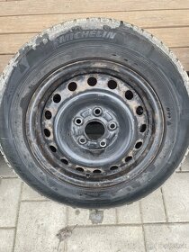 zimné pneu na diskoch 195/65 R15 - 2