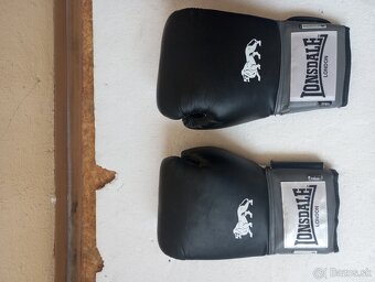 Boxerské rukavice LONSDALE PRO veľkosť M 14 oz - za 1/2 ceny - 2