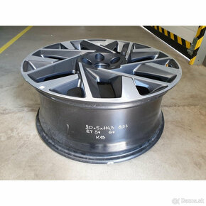 1kus Hyundai SANTA FE disk 5x114.3 R20 ET54 - 2