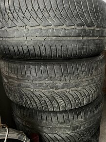 Pneumatiky zimné 245/50 r18 - 2