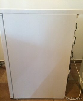 Predám chladničku Mini Zanussi s mraznickou - 2