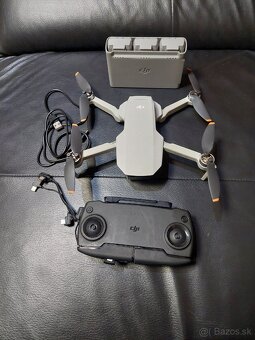 Dron dji mini SE - 2