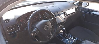 Volkswagen Touareg -3.0 TDI - 2