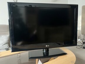 LED LCD TV LG 26LE3300 - 2