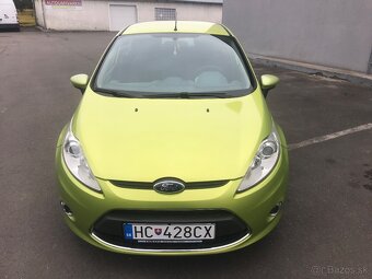 Ford Fiesta 1,25 benzin 60kw r.v 2010 kup,na Slovensku - 2