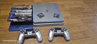 PS 4 Slim 500GB Silver Edition + hry - 2