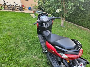 Yamaha n max 125 len 1880 km - 2