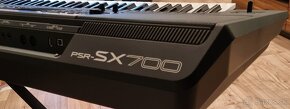 Yamaha PSR-SX700 - 2