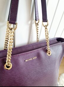 MICHAEL KORS SHOPPER AUBERGINE KABELKA - 2