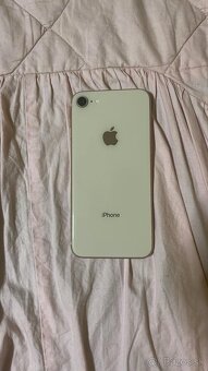 iPhone 8 - 2