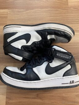 Nike x Stussy Air Force 1 Mid - 2