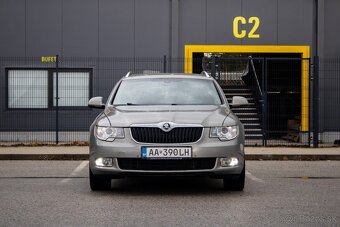 Škoda Superb Combi - 2