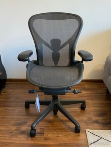 Herman Miller Aeron veľkosť B - 2