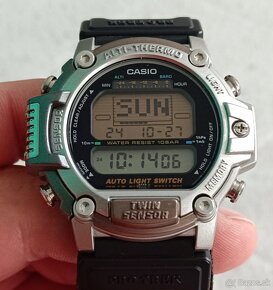 Casio PROTREK PRT-300 NYLON - 2