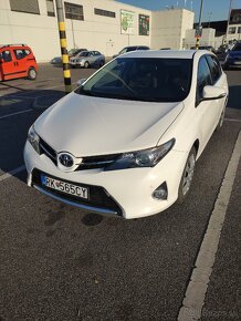 Toyota Auris 1.6 benzín - 2