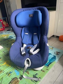 Britax Römer King II 9-18 k - 2