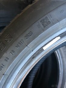 Pirelli škorpión 275/45 r20 - 2