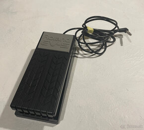 Volume pedal, Roland EV-5 - 2