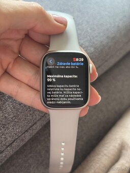 Apple WATCH 8 starlight aluminum - 2