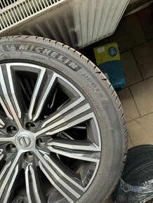 MICHELIN PRIMACY 4 /  235/45/18-98W - 2