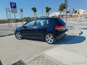 Predám VW Golf 6 , 1.6 TDI comfort, comoré ,r.v. 11/2010 - 2