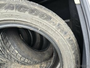 205/55 R16 zimne 79e - 2