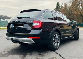 Škoda Octavia Combi 2.0 TDI Scout 7 DSG 4x4 - 2