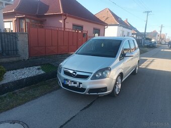 Opel zafira 1.9cdti 88kW 7miestne - 2