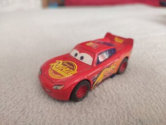 Autíčko Cars McQueen - 2