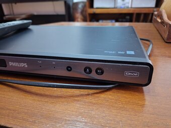 PHILIPS DVP3111/58 DVD prehrávač - 2