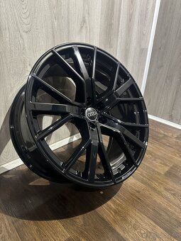 Audi Q7, SQ7 - 4M0 -  orig.  ALU disky 5x112 R22 - 2