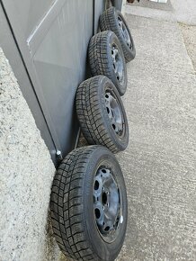 Zimne komplety 185/60 R14 - 2