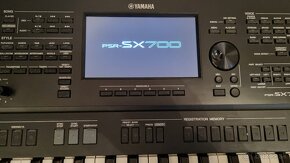 Yamaha PSR-SX700 - 2