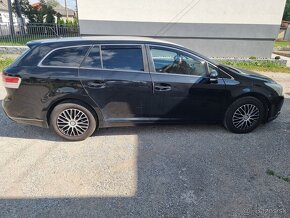 SURNE PREDAM TOYOTA AVENSIS 2.0 DIESEL,93KW - 2