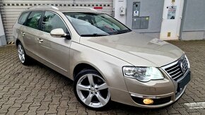 Volswagen Passat Variant 2.0tdi Highline DSG - 2