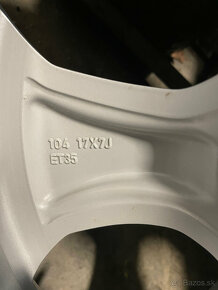 Alu disky Toyota R17 (5x114,3) vratane TPMS snimacov - 2