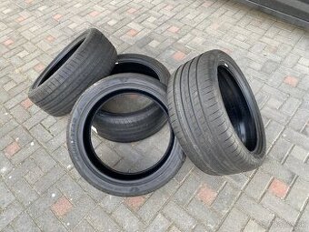 Goodyear Eagle F1 275/35 R19 a 245/40 R19  DVOJROZMER  letné - 2