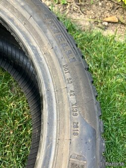 ))( Pirelli Sottozero 3 RSC 255/40 R18 - 2