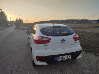 Kia Rio 2016 - 2