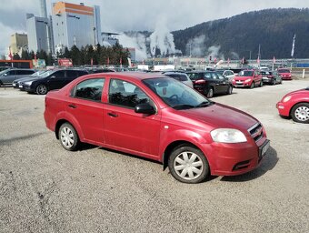 Chevrolet Aveo 1.4 16v Star - 2