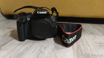 Canon EOS 700d - 2