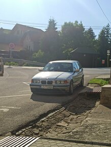 BMW E36 320i Touring - 2