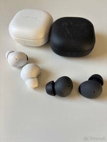 Samsung Galaxy Buds 2 Pro, čierne & biele - 2