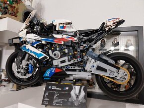 Lego motorka BMW M 1000 RR - 2