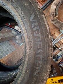 225/55 R18 102v vredestein - 2