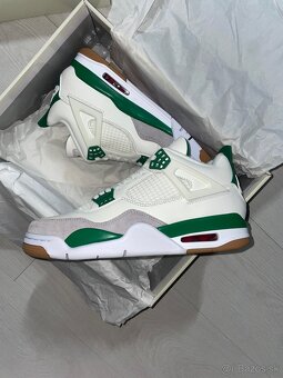 Jordan 4 SB - 2