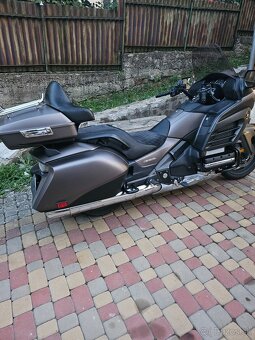 HONDA GOLDWING 1800 - 2