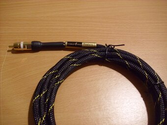 C4Y Realwire - subwooferový kabel - 2