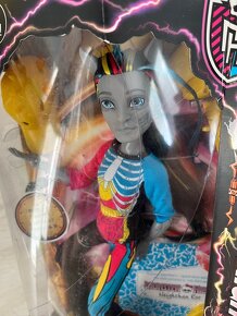 Monster High Neighthan Rot Freaky Fusion - 2